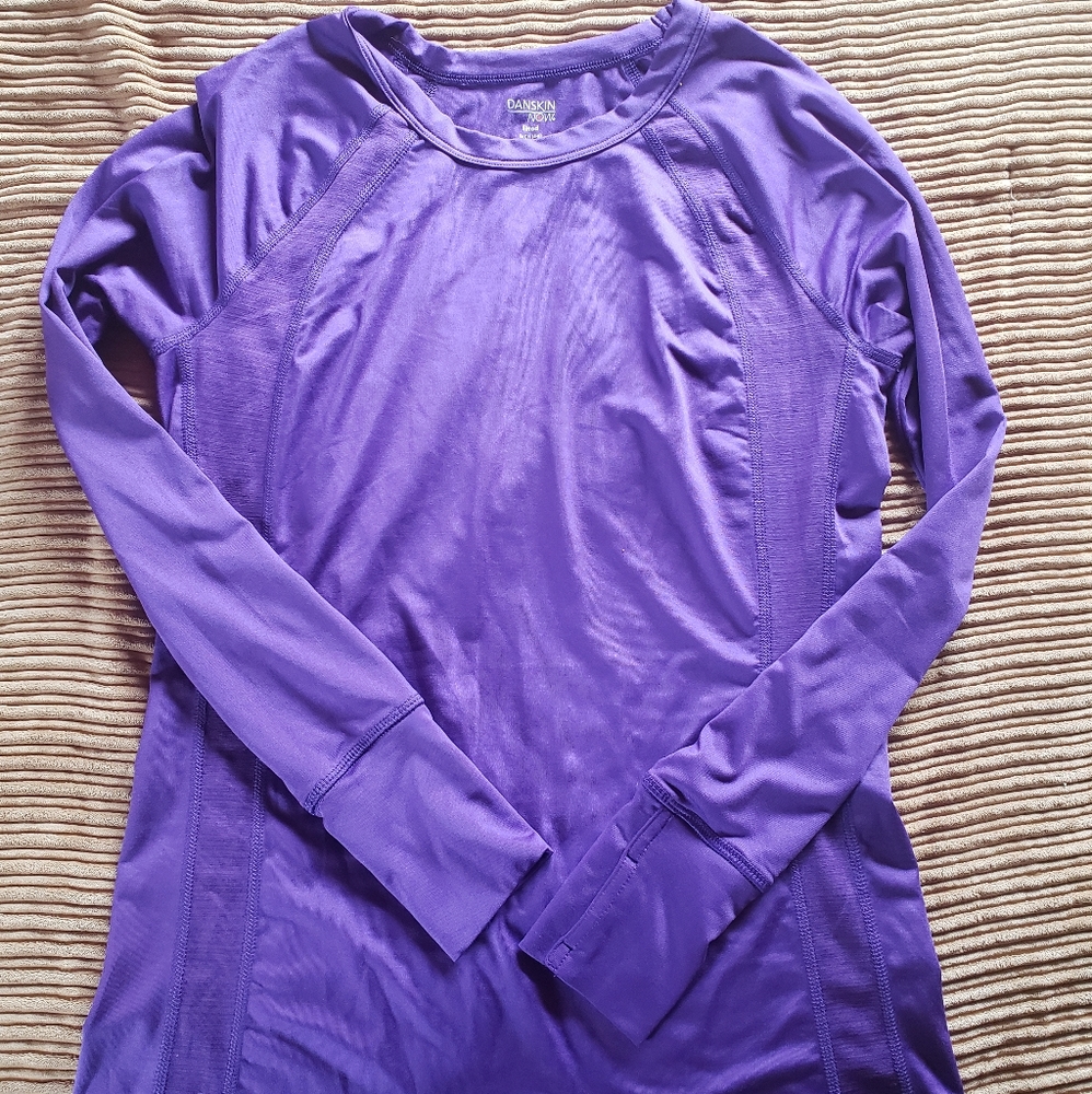 NWOT Small Danskin LS shirt